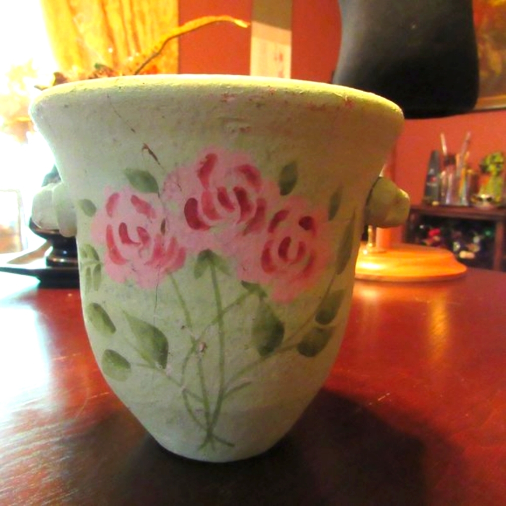 🌷🌼🪻 Beautiful Vintage Hand Painted Green Floral Solid Planter - Picture 1 of 15